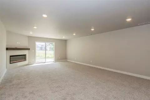 Living - 1010 Switchgrass Ln, Ely, IA 52227 photo 6 of 7