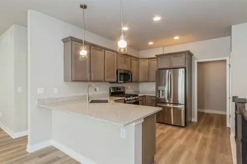 Kitchen - 1010 Switchgrass Ln, Ely, IA 52227 photo 1 of 2
