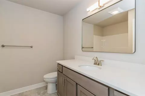 Bath - 1010 Switchgrass Ln, Ely, IA 52227 photo 3 of 3