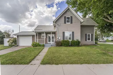 521 N 4th Ave, Washington, IA 52353