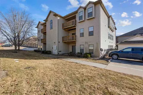 2857 Coral Ct, Coralville, IA 52241