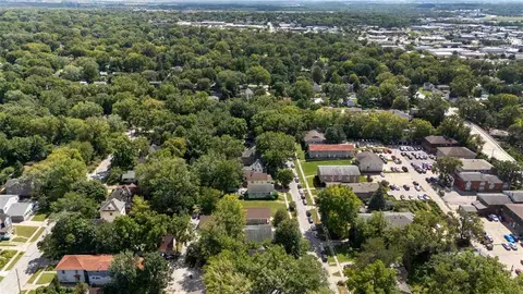 634 S Lucas St, Iowacity, IA 52240