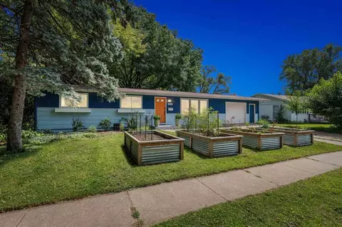 310 Shrader Rd, Iowa City, IA 52245