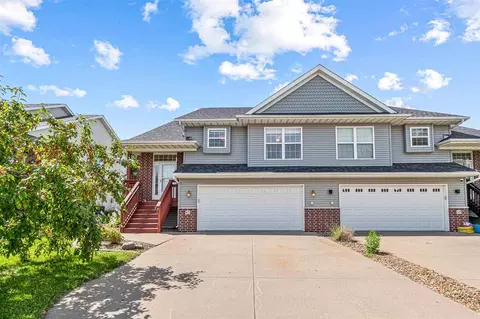 47 S Park Ridge Rd, North Liberty, IA 52317