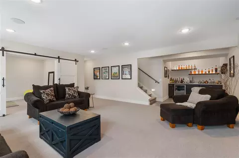1070 Sunrise Dr, Ely, IA 52227 photo 31