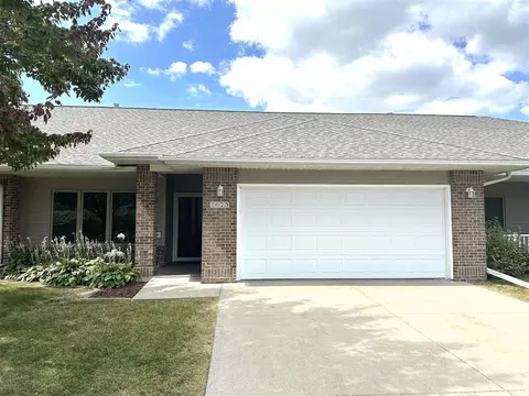 1623 Clifford Ln, Iowa City, IA 52240
