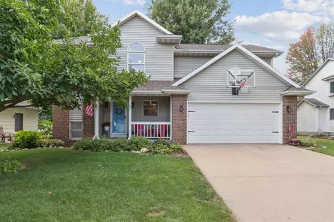 51 Heron Cir, Iowa City, IA 52245