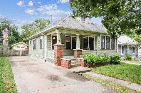 823 3rd Ave, Iowa City, IA 52245