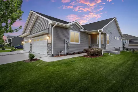 755 Brook Ridge Ave, North Liberty, IA 52317