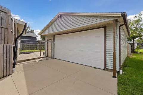 4517 Pineview Dr NE, Cedar Rapids, IA 52402 photo 29