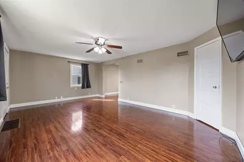 Living - 1032 34th St NE, Cedar Rapids, IA 52402 photo 1 of 4