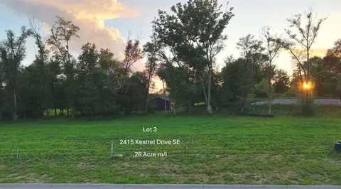 2415 Kestrel Dr SE, Cedarrapids, IA 52403