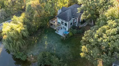 1705 12th Ave, Coralville, IA 52241