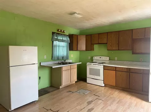 Kitchen - 732 E 3rd St, Washington, IA 52353 photo 1 of 2