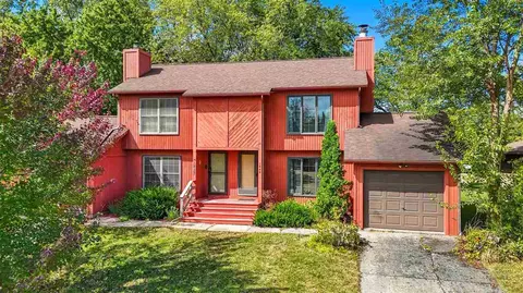 1444 Eastview Dr, Coralville, IA 52241