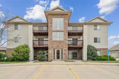 3150 Wilson Ave SW #7, Cedar Rapids, IA 52404