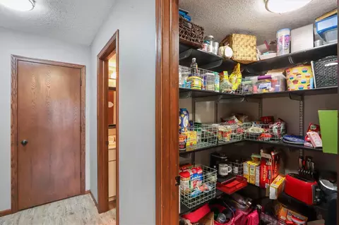 707 Hampton Dr, Williamsburg, IA 52361 photo 11