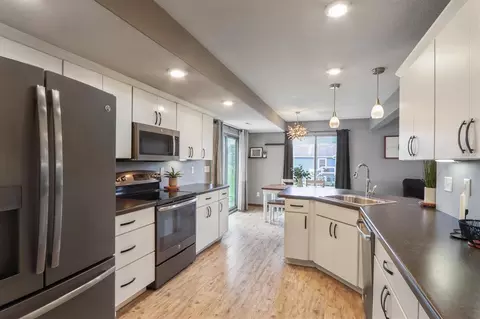 707 Hampton Dr, Williamsburg, IA 52361 photo 10