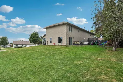 707 Hampton Dr, Williamsburg, IA 52361 photo 20