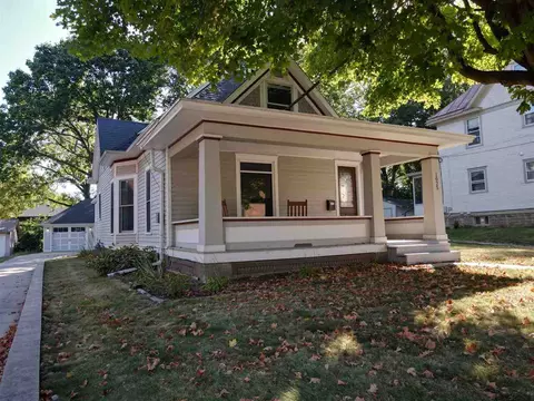 1025 E Burlington St, Iowa City, IA 52240
