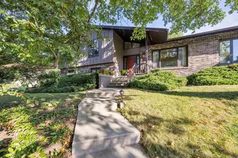 1950 Calvin Ave, Iowa City, IA 52246