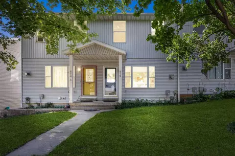 515 Potter St, Tiffin, IA 52340