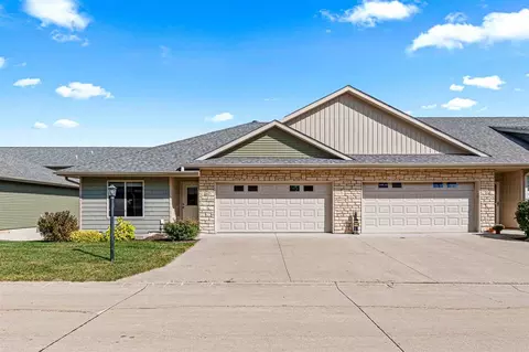 46 Renee Ln, Tiffin, IA 52340