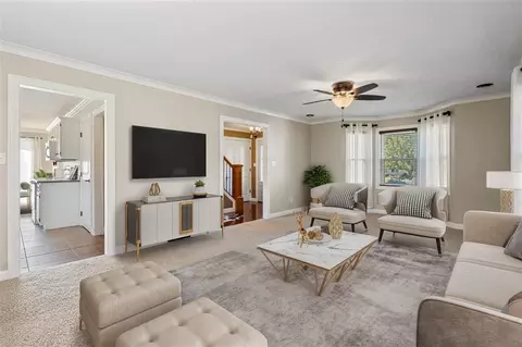 1935 48th Street Ct, Marion, IA 52302