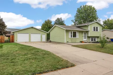 110 Whitman Ave, North Liberty, IA 52317