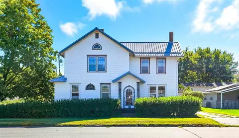 308 B Ave, Kalona, IA 52247