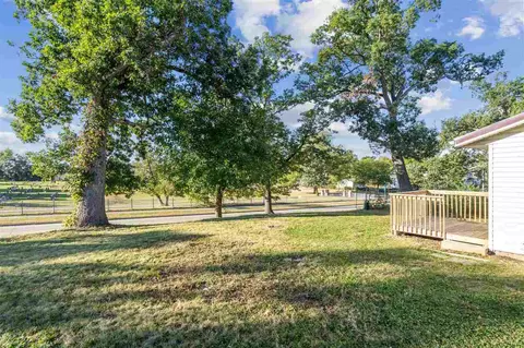 Exterior - 1721 Americus Dr SE, Cedar Rapids, IA 52403 photo 6 of 6