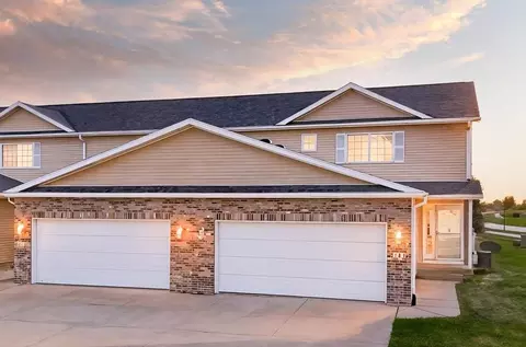 113 Alydar Dr, North Liberty, IA 52317