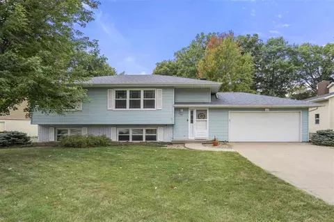 45 N Westminster St, Iowa City, IA 52245