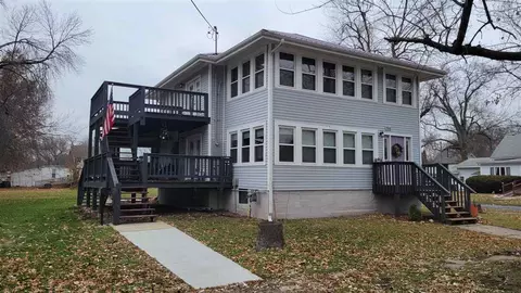 795 Franklyn Ave, Marengo, IA 52301