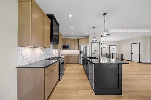 Kitchen - 1775 Parkland Dr, Ely, IA 52227 photo 4 of 7