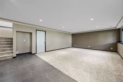 Living - 1775 Parkland Dr, Ely, IA 52227 photo 8 of 9