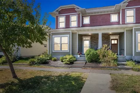 1847 Richmond Ln, Iowa City, IA 52240