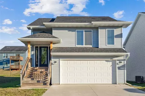 865 Summit Ct, Coralville, IA 52241
