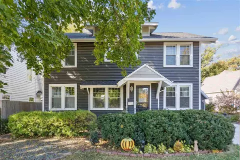 549 Vernon Dr SE, Cedar Rapids, IA 52403