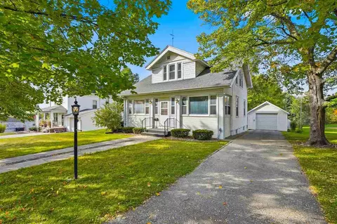 711 10th Ave, Wellman, IA 52356