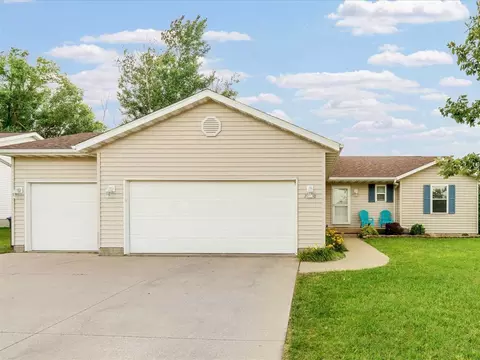 2200 50th St, Marion, IA 52302