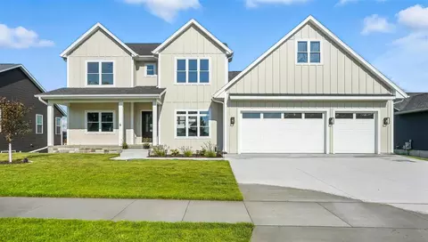 1700 Green Oak Pass, Tiffin, IA 52340