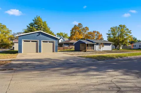 702 N 5th, Washington, IA 52353