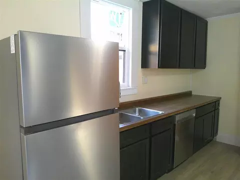 406 E Main St, Washington, IA 52353 photo 5