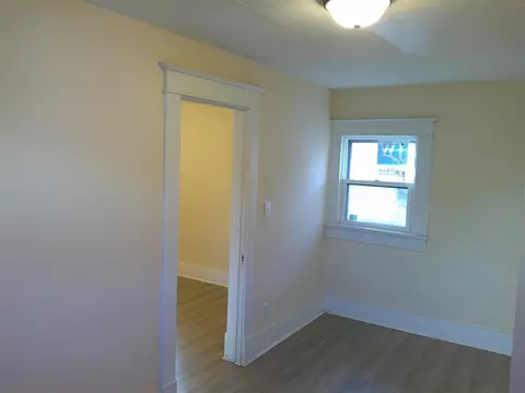 406 E Main St, Washington, IA 52353 photo 13