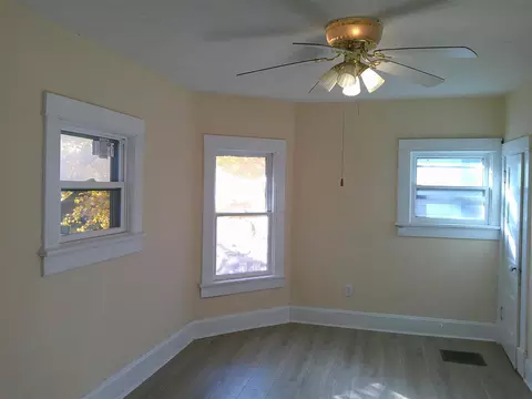 406 E Main St, Washington, IA 52353 photo 10