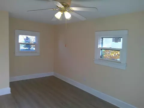406 E Main St, Washington, IA 52353 photo 16