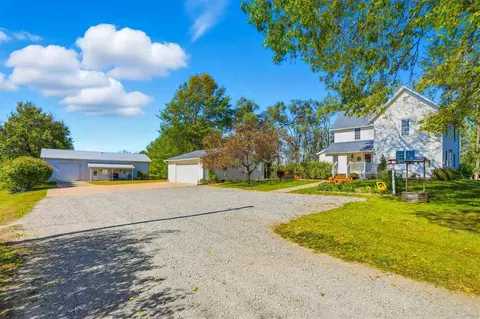 1159 Tulip Ave, Riverside, IA 52327