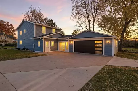 155 N Front St, North Liberty, IA 52317