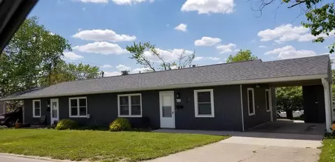 310 320 4th St, Marion, IA 52302
